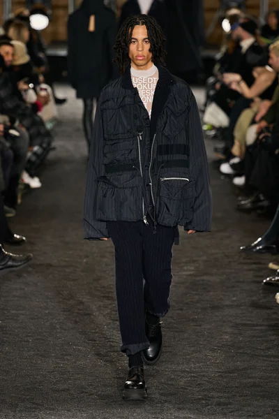 Look 14